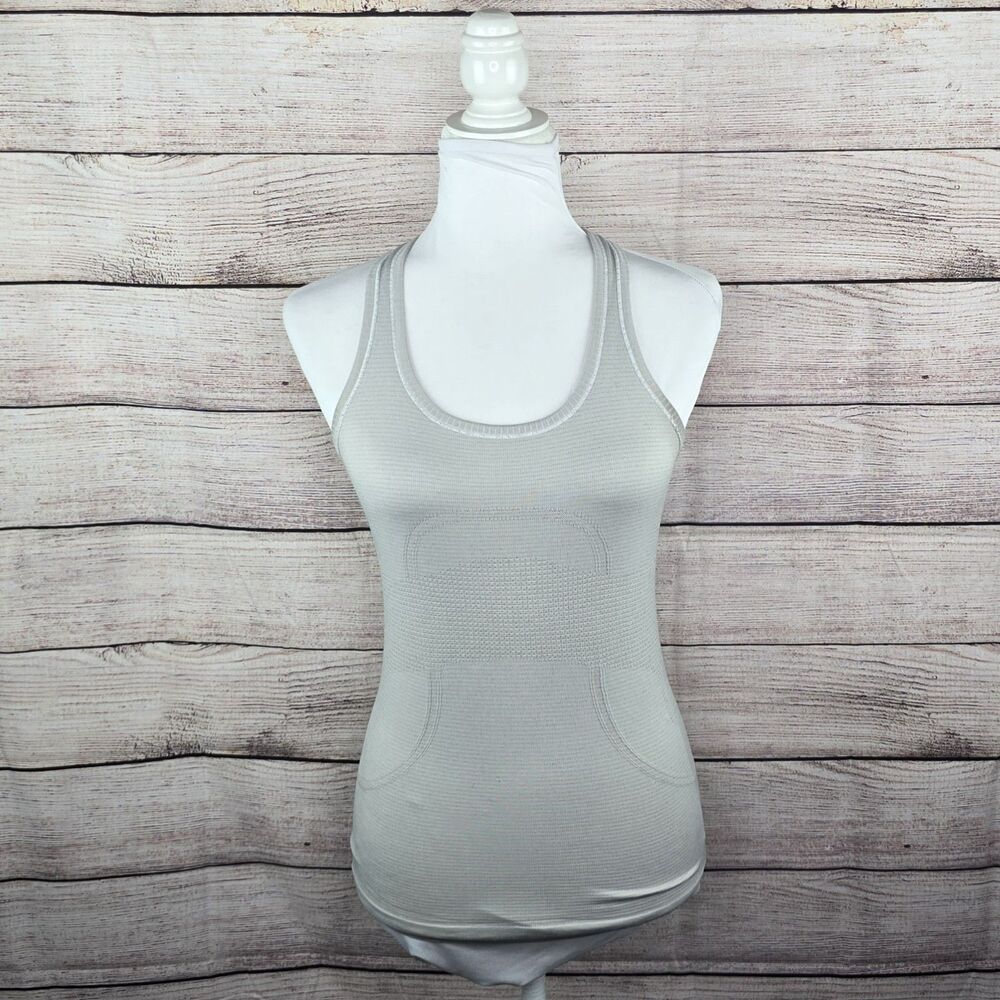 Lululemon Swiftly Tech Racerback
Tank